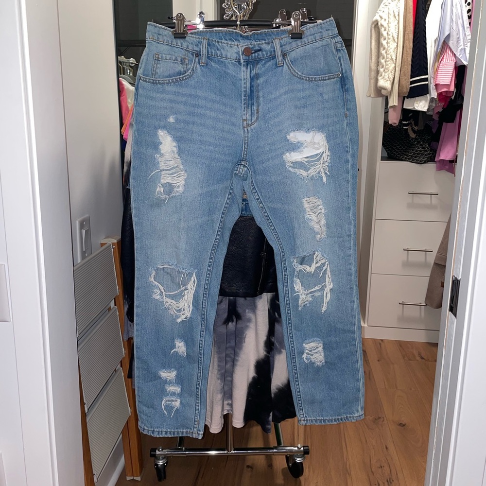 BDG 30W SLIM BF LOW RISE JEANS!!!!
